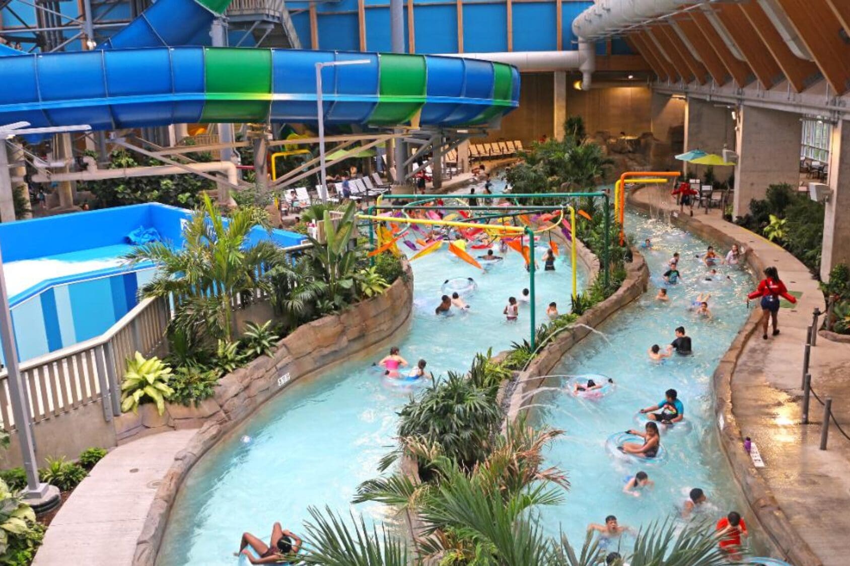 Kartrite Resort indoor waterpark